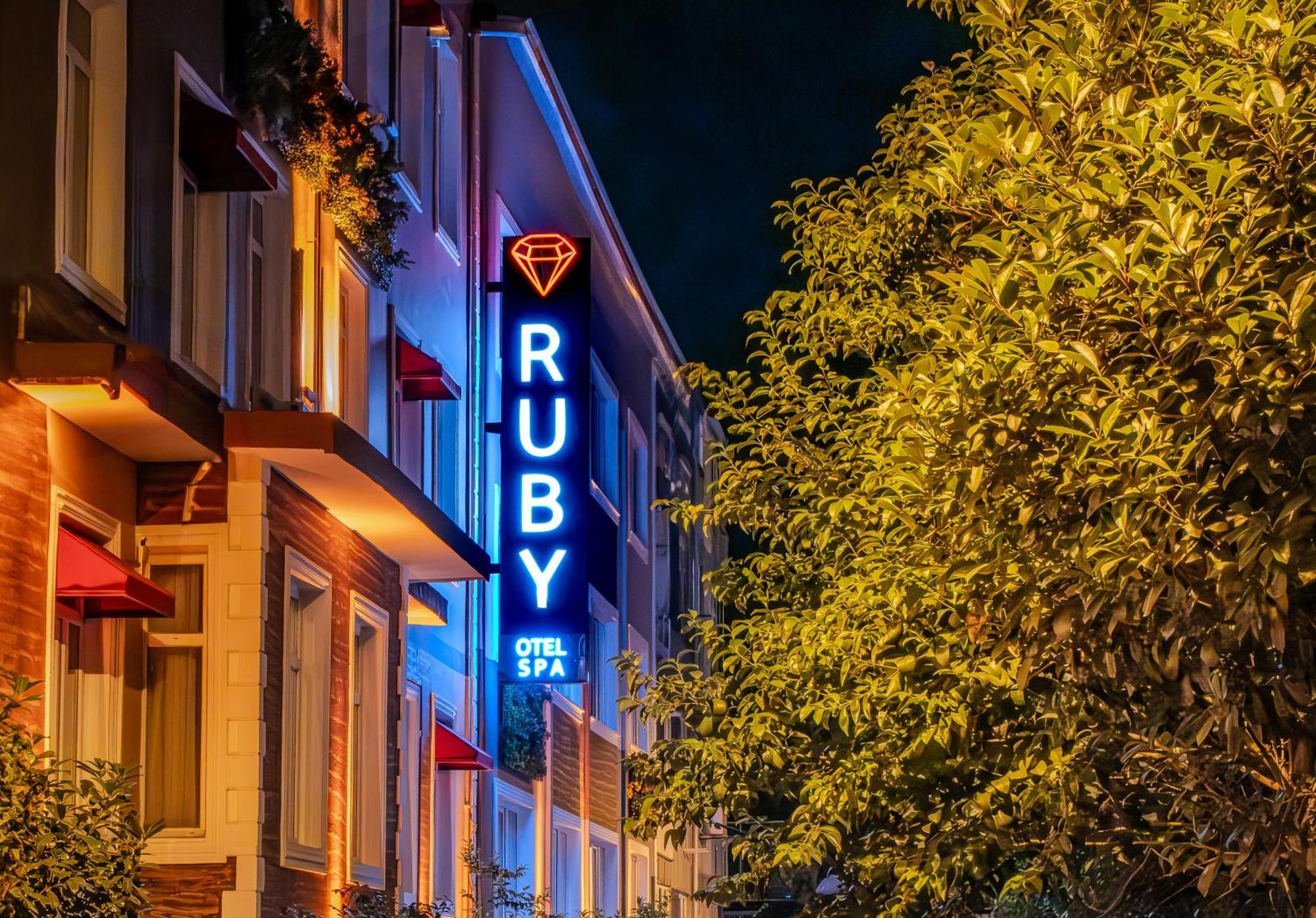 Ruby Hotel Istanbul Exterior foto